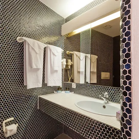 Hotel B-smart 3*